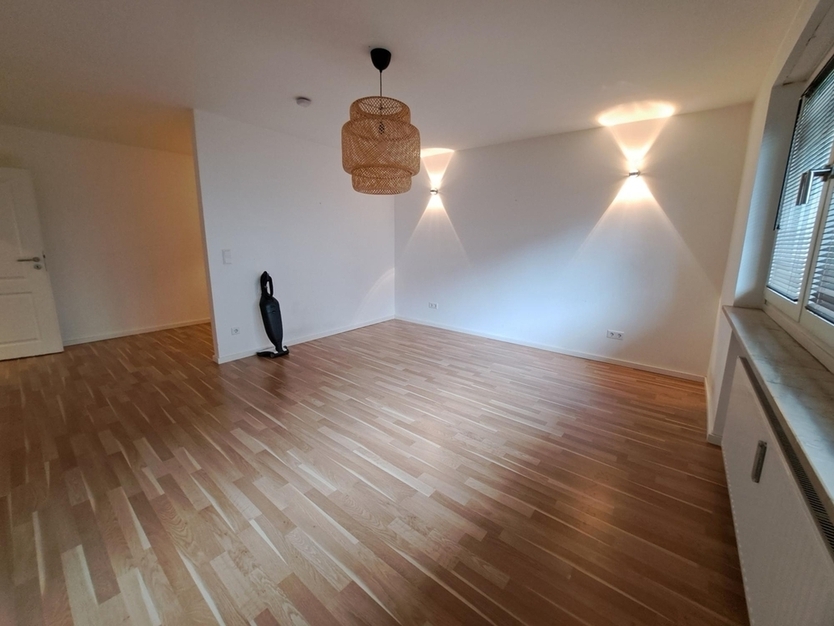 4,5-Zimmer-Wohnung (ohne Balkon!) in München-Sendling