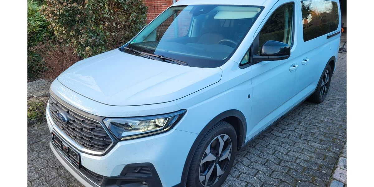 Ford Tourneo Connect 22.000 km 26.999 &euro; Stade 21682