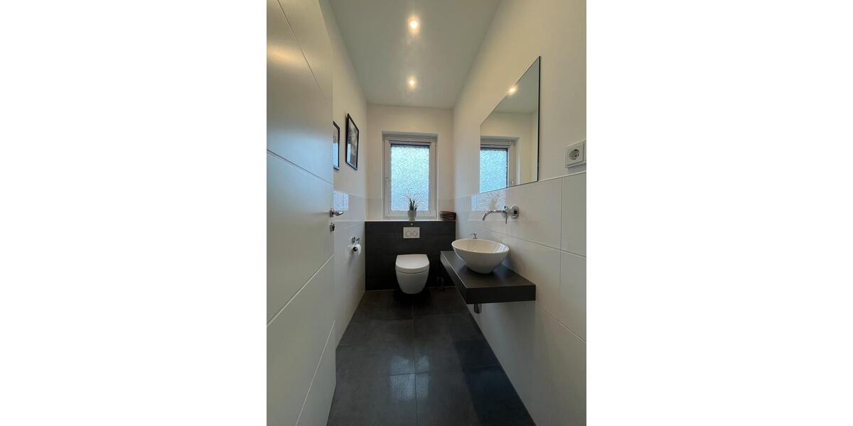 Etagenwohnung Braunschweig Wabe-Schunter-Beberbach - 5 Zimmer, 160 m&sup2;, 1.600&euro; | Angebot:25416313