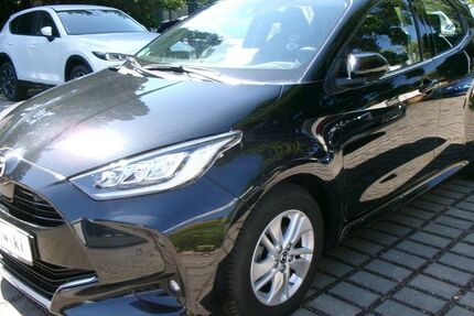 Mazda 2 Hybrid 23.253 km 19.990 &euro; Berlin 13407