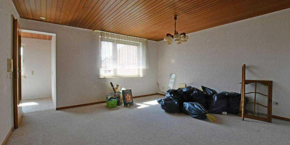 Mehrfamilienhaus, Wohnhaus Schauenburg / Elgershausen Elgershausen - 7 Zimmer, 200 m&sup2;, 225.000&euro; | Angebot:25384939