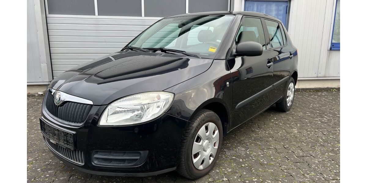 Skoda Fabia 87.000 km 3.900 &euro; Bad Lippspringe 33175