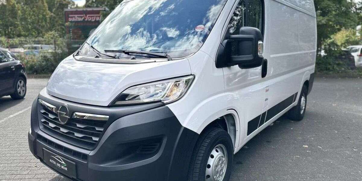 Opel Movano 35.000 km 20.999 € Paderborn 33100