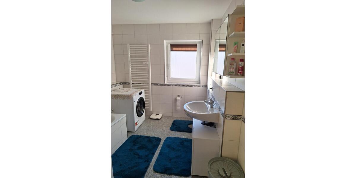 Dachgeschoßwohnung Regensburg Gallingkofen - 3 Zimmer, 63 m&sup2;, 375.000&euro; | Angebot:24611128