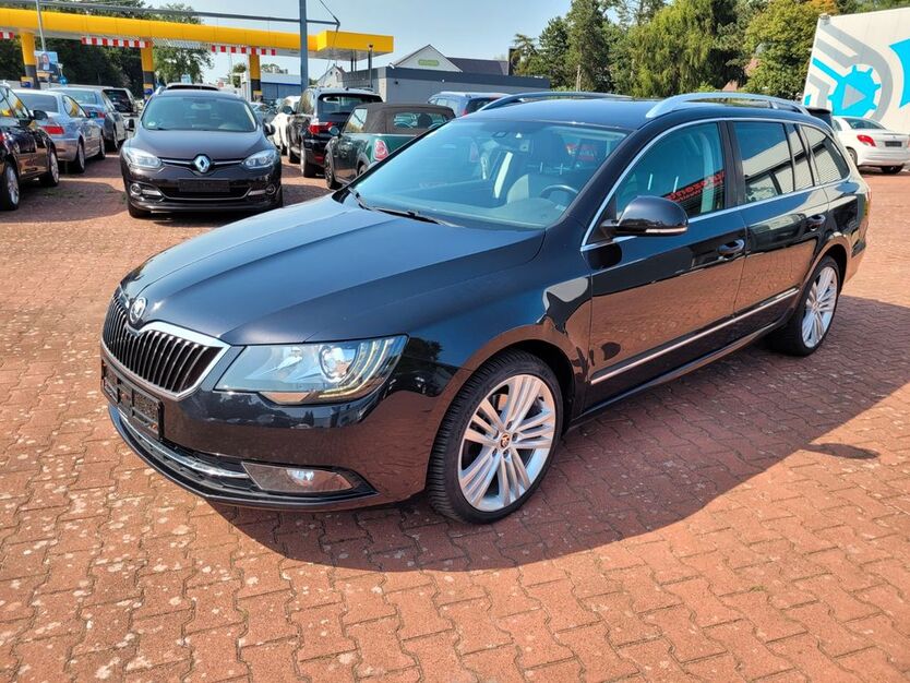 Skoda Superb 155.536 km 12.990 € Halle (Westfalen) 33790