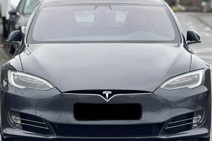 Tesla Model S 200.000 km 19.950 &euro; Dieburg 64807