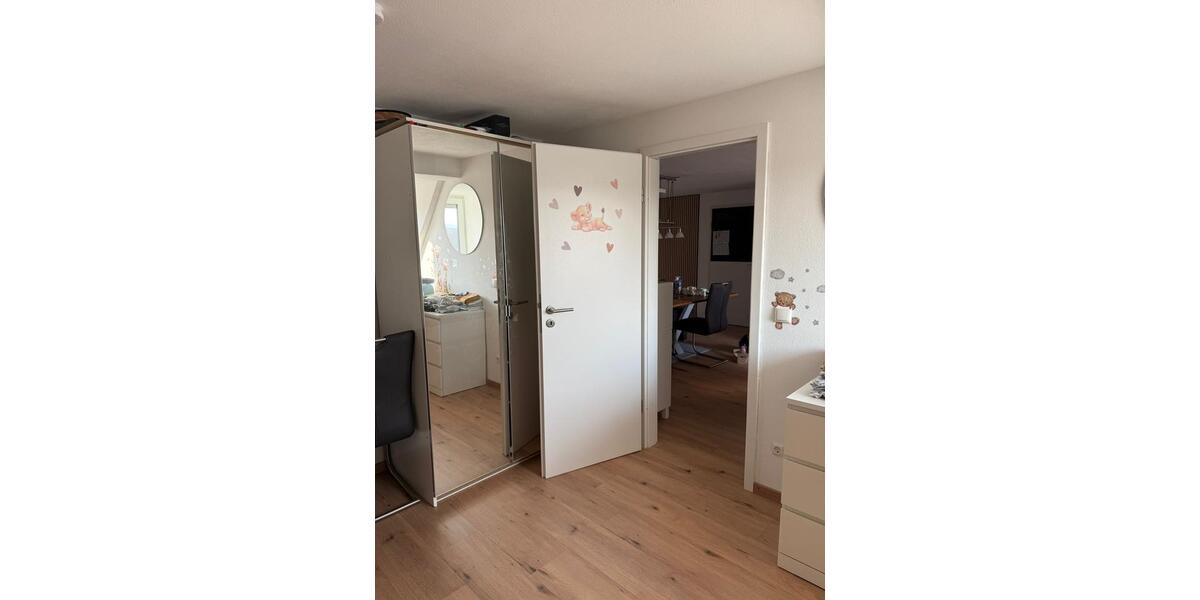 Dachgeschoßwohnung Maxhütte-Haidhof Haidhof - 3 Zimmer, 85 m&sup2;, 830&euro; | Angebot:25756848