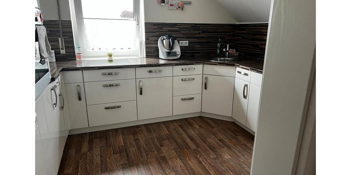 Dachgeschoßwohnung Meitingen - 3 Zimmer, 65 m&sup2;, 850&euro; | Angebot:26678749