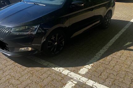 Skoda Fabia 68.000 km 11.800 &euro; Hamburg 22307