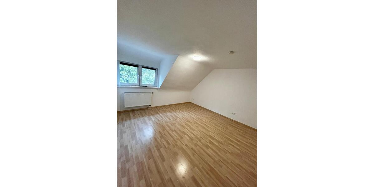 3,5-Zimmer Dachgeschosswohnung in Rheinstetten Silberstreifen 3.5 zimmer