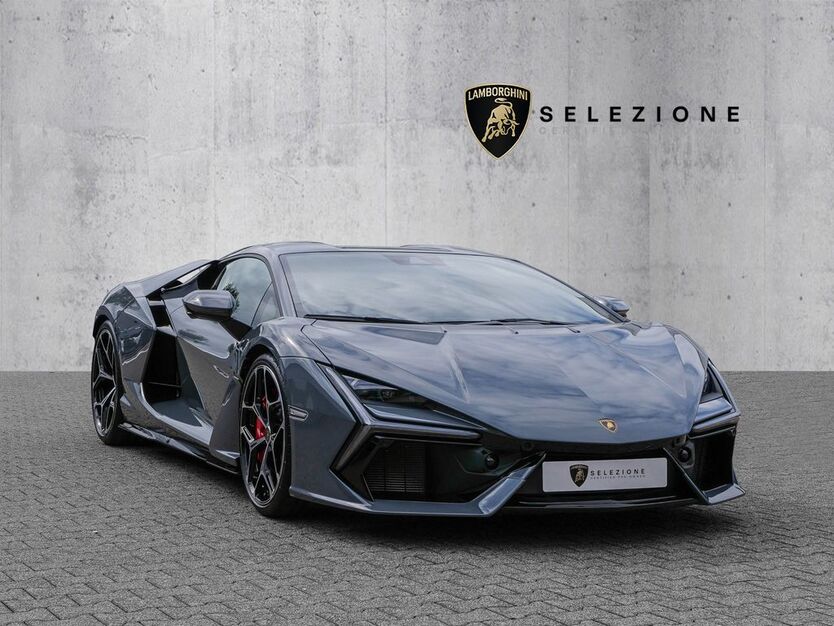 Lamborghini Revuelto 6.010 km 559.900 € Düsseldorf 40476