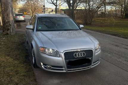 Audi A4 221.000 km 4.800 &euro; Martinsried 82152