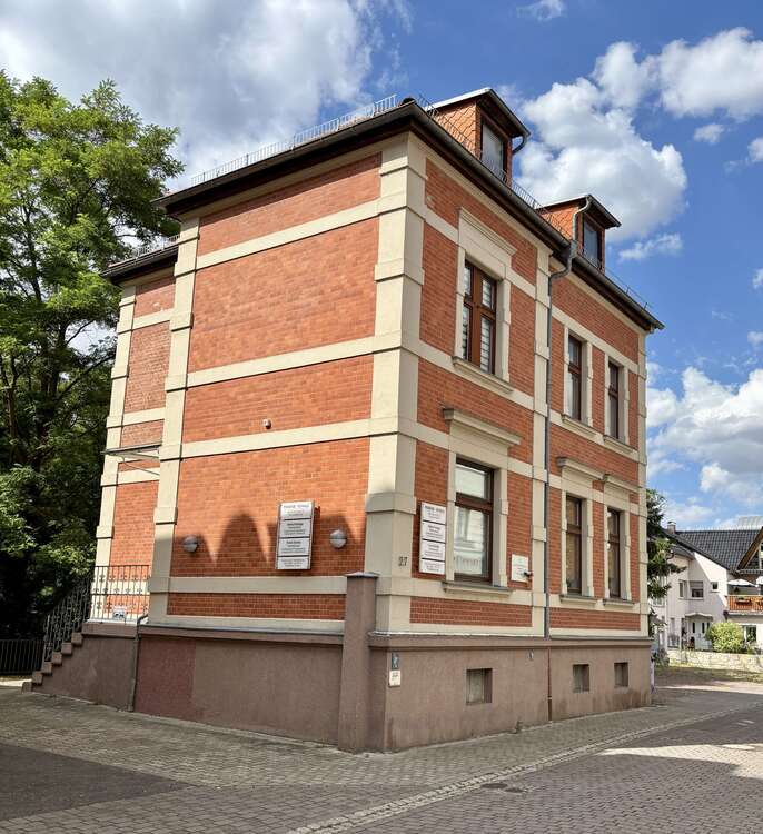 Büro in Merseburg 240.000 € 170 m²