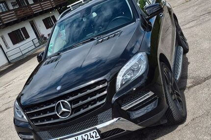 Mercedes-Benz ML 500 149.000 km 22.900 &euro; Gauting 82131