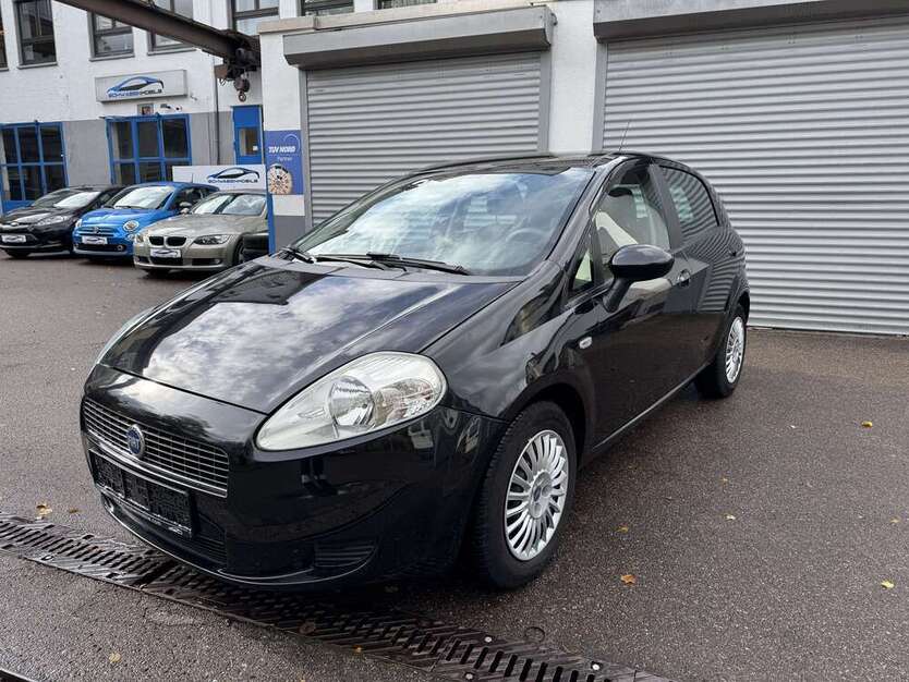 Fiat Punto 107.800 km 2.399 € Stuttgart 70435