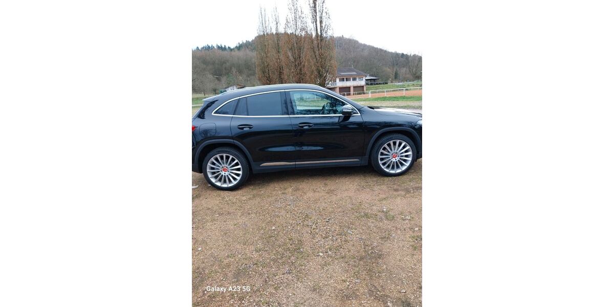 Mercedes-Benz EQA 13.000 km 31.490 &euro; Beckingen 66701