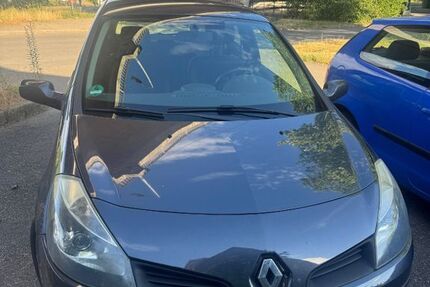 Renault Clio 200.000 km 1.200 &euro; Lörrach 79541
