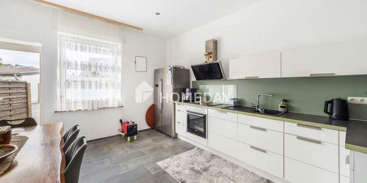 Reihenmittelhaus Düren Mariaweiler-Hoven - 5 Zimmer, 175 m&sup2;, 297.000&euro; | Angebot:24608342