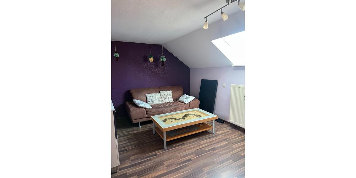 Doppelhaushälfte Gosheim - 7 Zimmer, 170 m&sup2;, 328.000&euro; | Angebot:26356023