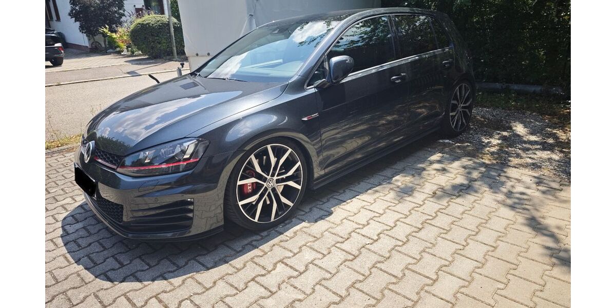 VW Golf 126.500 km 15.850 &euro; Bodenkirchen 84155