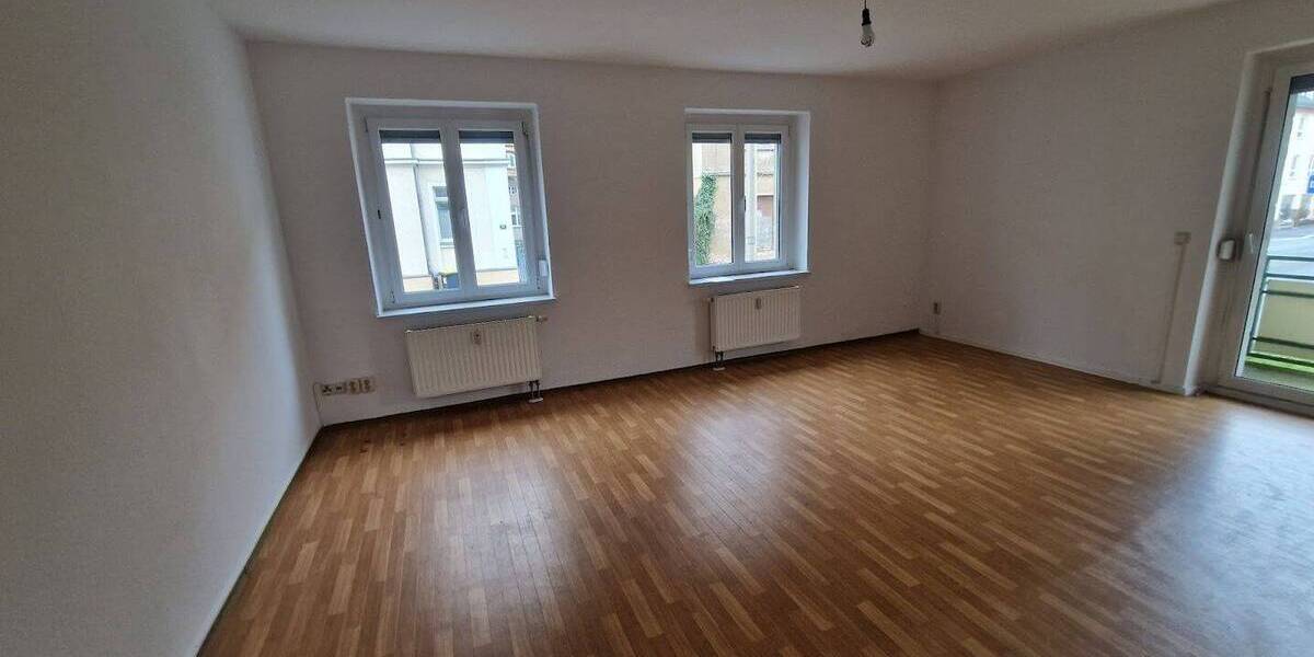 Etagenwohnung Gera Ostviertel - 2 Zimmer, 67 m&sup2;, 390&euro; | Angebot:26891737