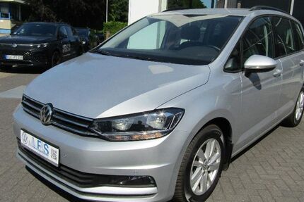 VW Touran 41.478 km 23.450 &euro; Emmerich am Rhein 46446