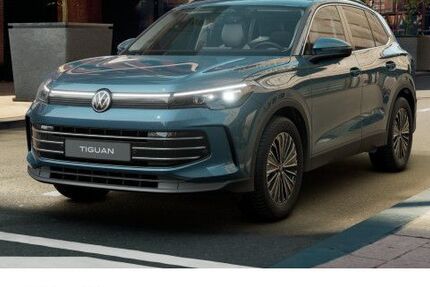 VW Tiguan 2.661 km 40.590 &euro; Salzkotten 33154