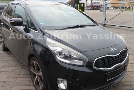 Kia Carens 176.000 km 6.950 &euro; Bühl-Vimbuch 77815