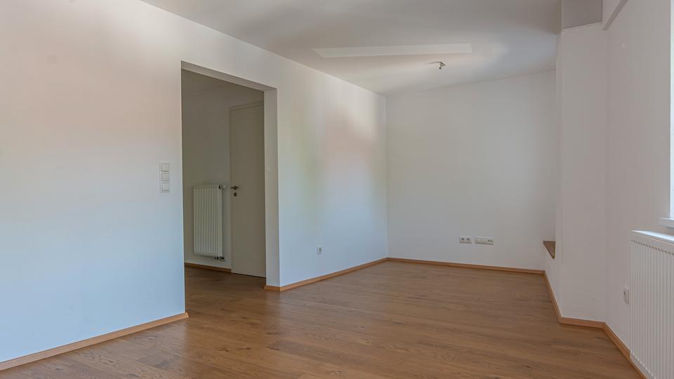 Reihenhaus Landshut - 4 Zimmer, 100 m&sup2;, 1.300&euro; | Angebot:26346349