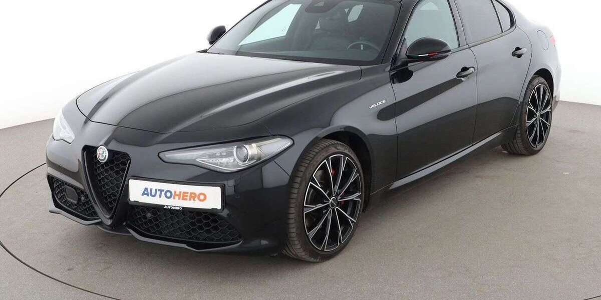 Alfa Romeo Giulia 48.523 km 34.590 &euro; Köln 50739