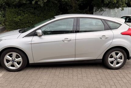Ford Focus 180.000 km 4.200 &euro; Neukirchen-Vluyn 47506