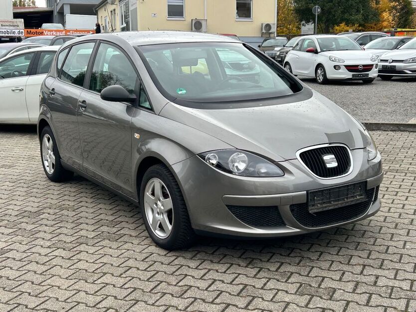 Seat Altea 127.000 km 4.200 € Ludwigsburg 71636