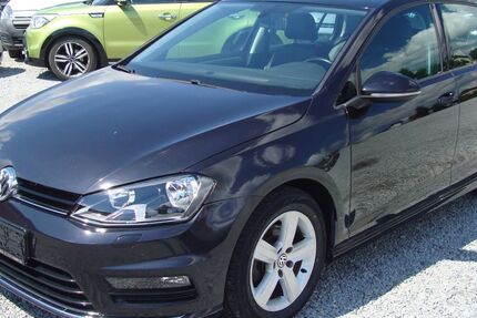VW Golf 122.000 km 9.250 &euro; Ruhmannsfelden 94239