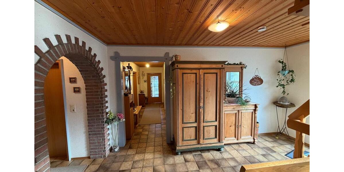 Einfamilienhaus Ursberg - 7 Zimmer, 160 m&sup2;, 499.000&euro; | Angebot:26728202