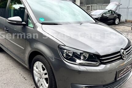 VW Touran 232.000 km 5.950 € Essen 45141