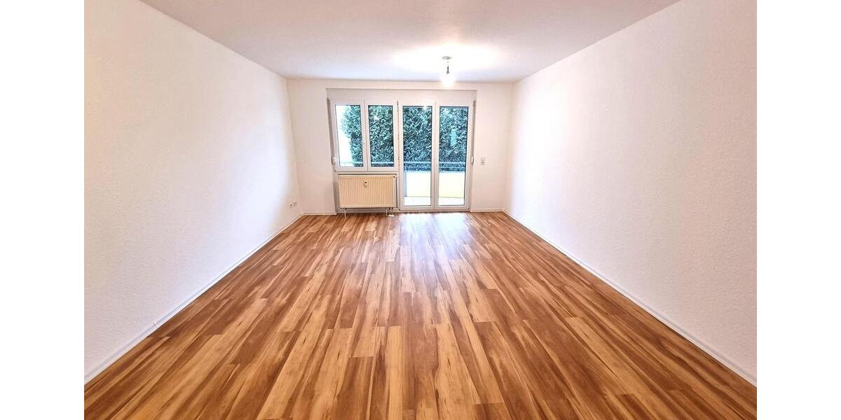 Etagenwohnung Bretten - 3 Zimmer, 83 m&sup2;, 980&euro; | Angebot:26677147