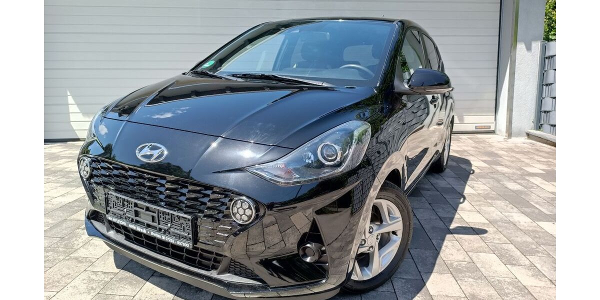 Hyundai i10 13.973 km 14.197 &euro; Birkenfeld 75217