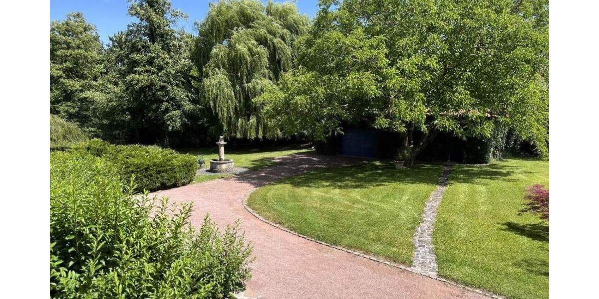 Einfamilienhaus Bruchköbel Oberissigheim - 8 Zimmer, 329 m&sup2;, 1.595.000&euro; | Angebot:25356349