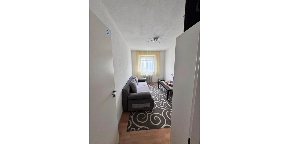 Erdgeschoßwohnung Metzingen - 4 Zimmer, 79 m&sup2;, 300.000&euro; | Angebot:24302643