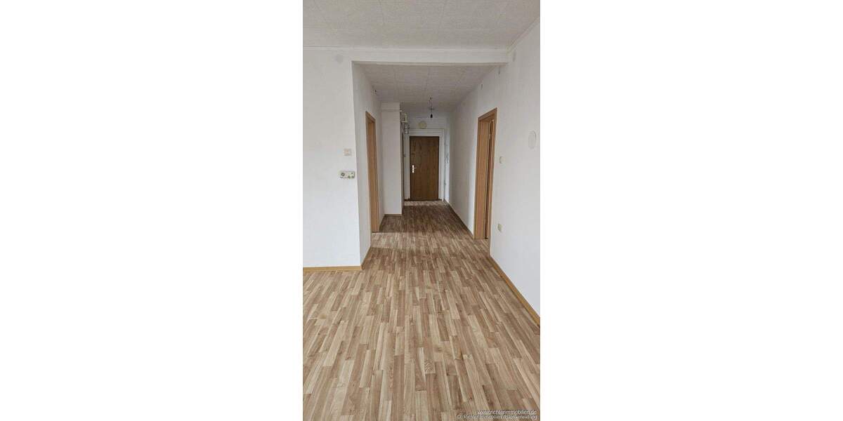 Etagenwohnung Brand-Erbisdorf / Langenau Langenau - 3 Zimmer, 68 m&sup2;, 59.000&euro; | Angebot:25770228