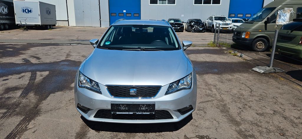 Seat Leon 82.000 km 8.900 &euro; Bitburg 54634