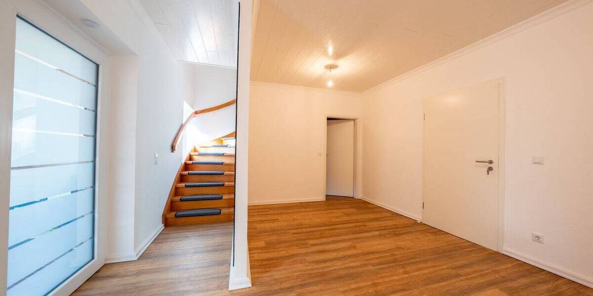 Mehrfamilienhaus, Wohnhaus Kropp - 9 Zimmer, 224 m&sup2;, 469.000&euro; | Angebot:25730186