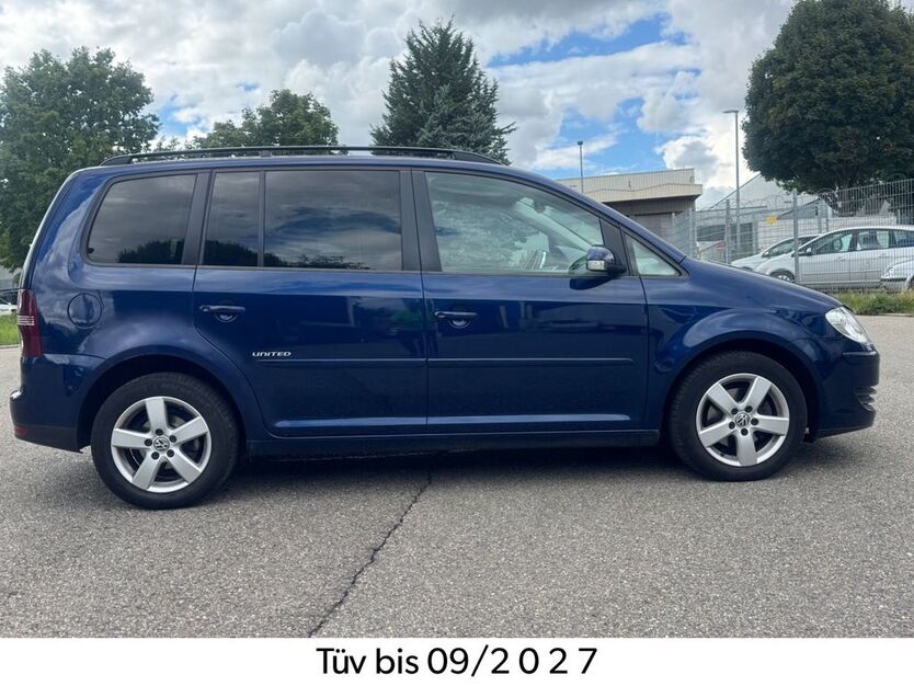 VW Touran 145.088 km 4.999 € Markgröningen 71706