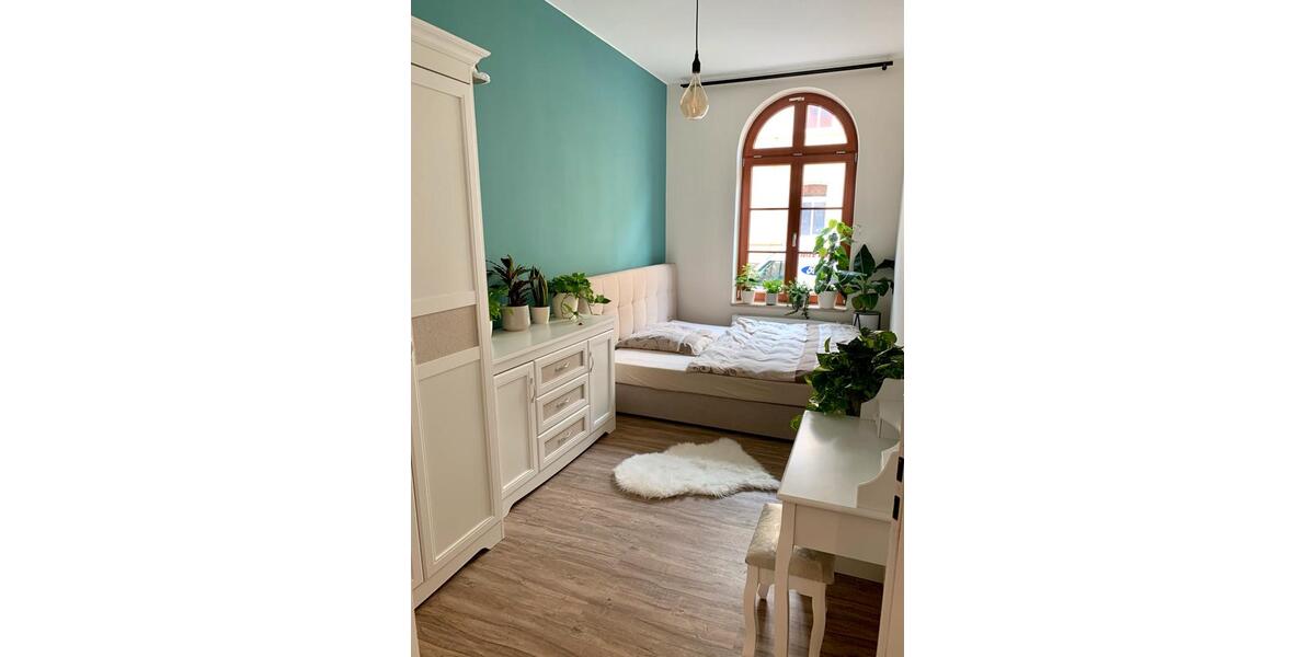 Erdgeschoßwohnung Schwerin - 3.5 Zimmer, 104 m&sup2;, 1.290&euro; | Angebot:26350922
