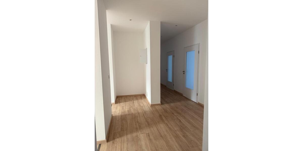 Etagenwohnung Erfurt - 5 Zimmer, 140 m&sup2;, 1.950&euro; | Angebot:26039468