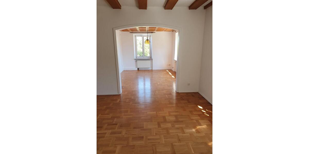 Einfamilienhaus Stockach - 6 Zimmer, 200 m&sup2;, 1.700&euro; | Angebot:26147151