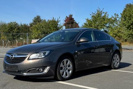 Opel Insignia 179.000 km 10.500 € Kaltenkirchen 24568
