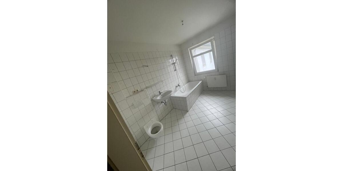 Dachgeschoßwohnung Magdeburg Leipziger Straße - 2 Zimmer, 52 m&sup2;, 75.000&euro; | Angebot:26865240