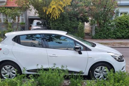 Renault Clio 104.352 km 6.200 &euro; Berlin 12103