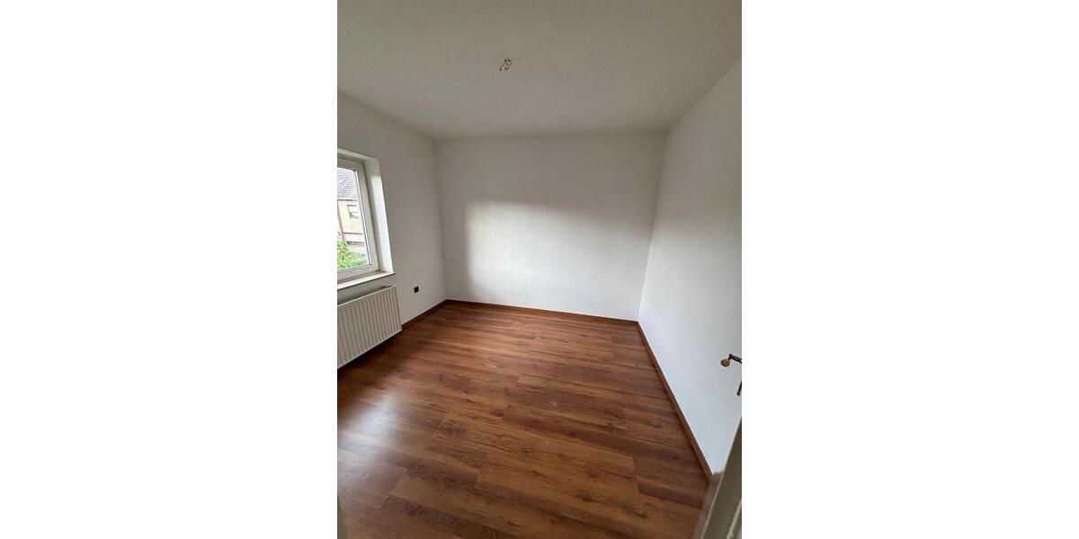 Reihenhaus Bremen Hemelingen - 6 Zimmer, 120 m&sup2;, 275.000&euro; | Angebot:26441220